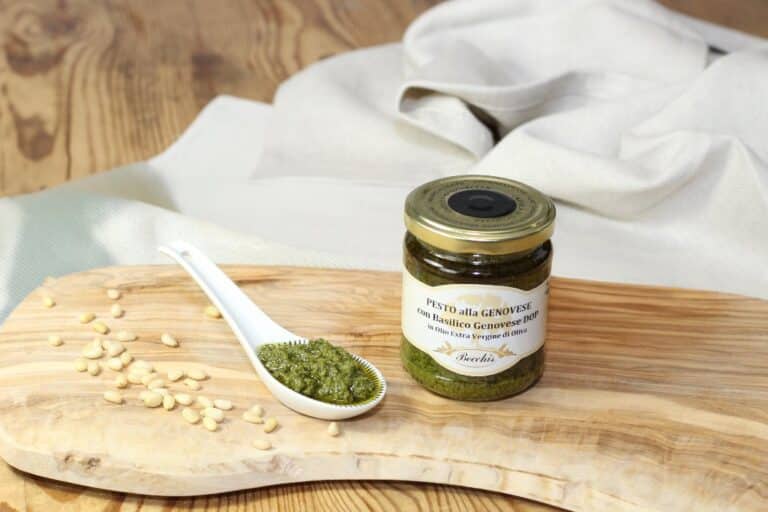 Pesto delicato con basilico senza aglio