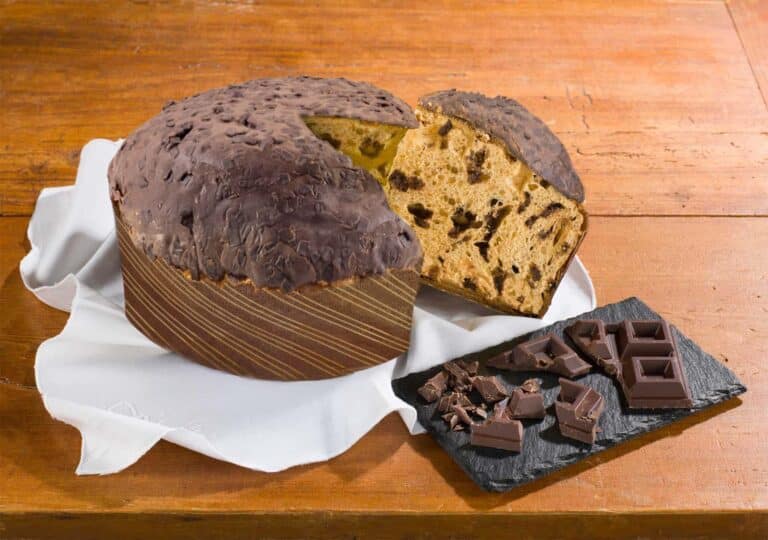 Panettone Farcito e ricoperto di cioccolato