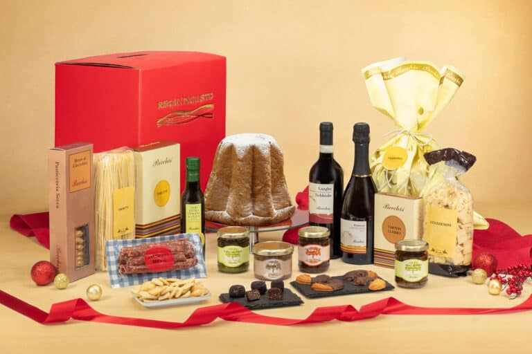 Cesto regalo Natalizio Cod. 625 Regali Digusto in cofanetto rosso con manico